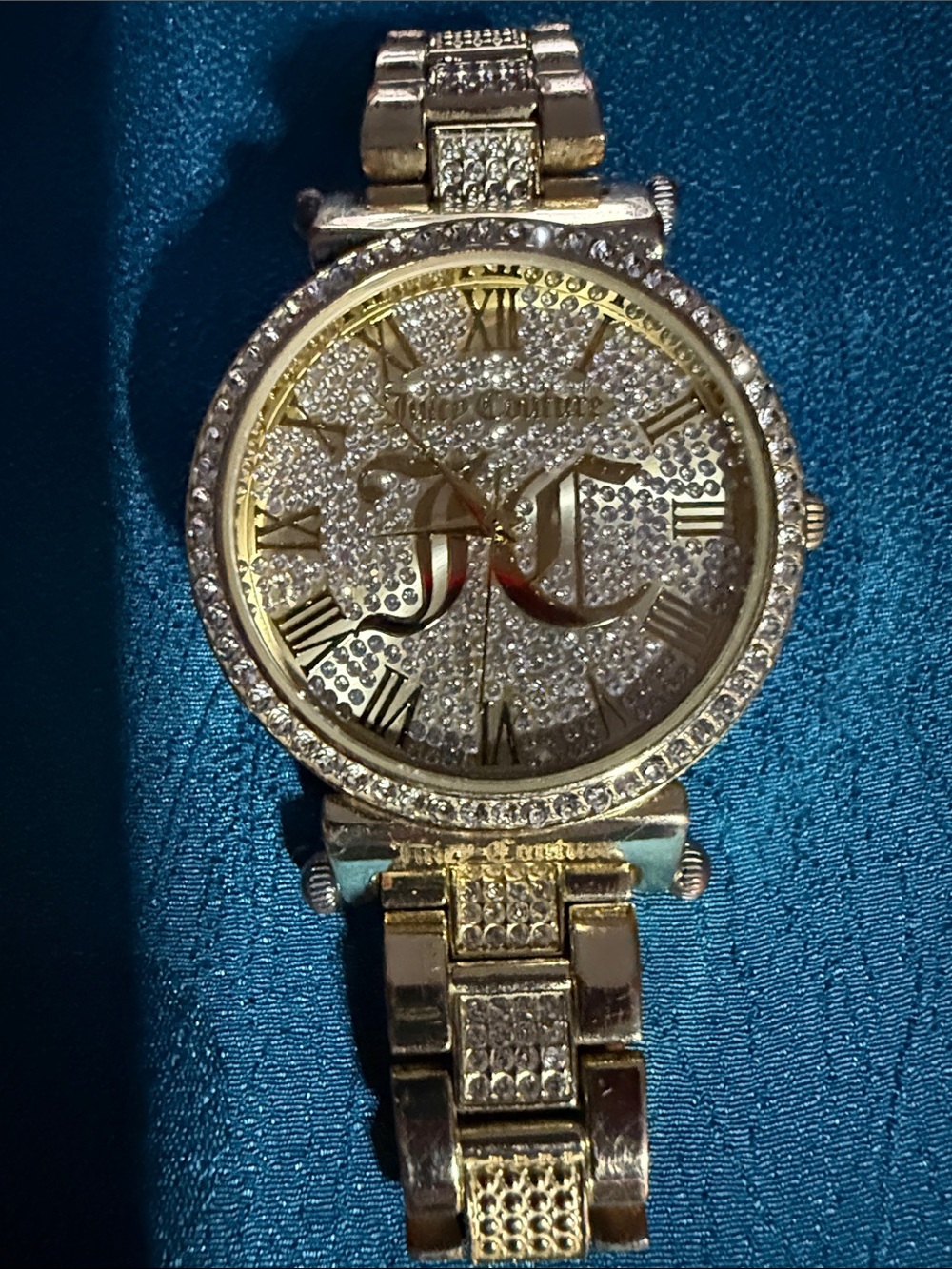 Gold Crystal Pavé Women's Bracelet Watch play juicy couture